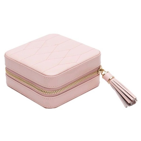 WOLF • Caroline Pink Rose Quartz Quilted Leather Travel Jewelry Case - Picture 2 of 16